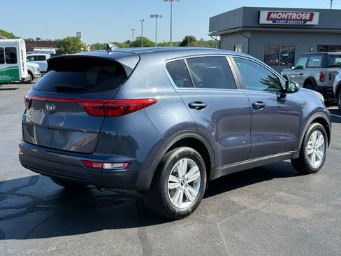 Used 2019 Kia Sportage LX AWD/4WD image 4