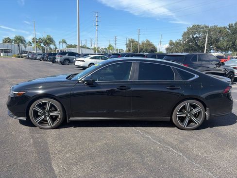 Used 2024 Honda Accord Sport image 4