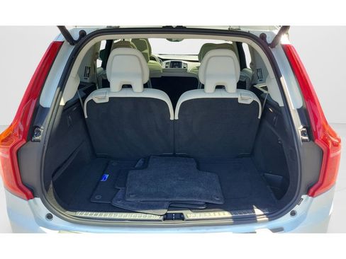 Used 2018 Volvo XC90 T6 Momentum w/ Convenience Package AWD/4WD image 25