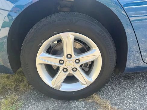 Used 2019 Chevrolet Malibu LS FWD image 36