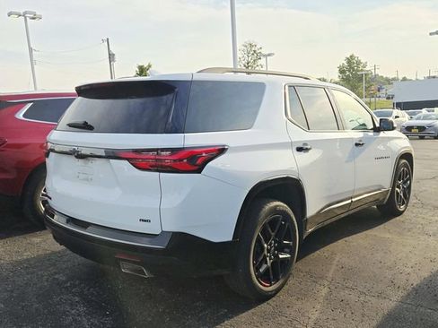 Used 2023 Chevrolet Traverse Premier w/ Redline Edition AWD/4WD image 3