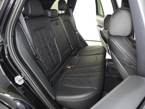 Used 2024 BMW X5 xDrive40i w/ Parking Assistance Package AWD/4WD image 20