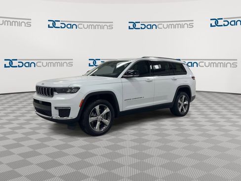 Used 2022 Jeep Grand Cherokee L Limited AWD/4WD image 4