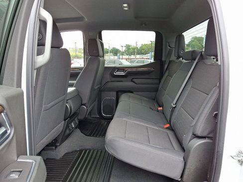Certified 2025 Chevrolet Silverado 1500 LT AWD/4WD image 11