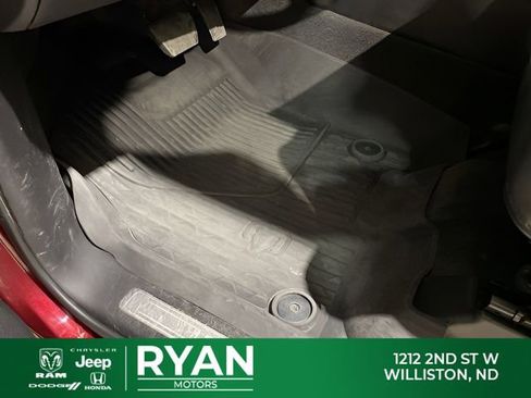 Used 2021 RAM 1500 Laramie image 17