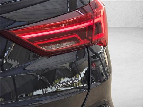 Certified 2025 Audi Q3 2.0T Premium w/ Convenience Package image 12