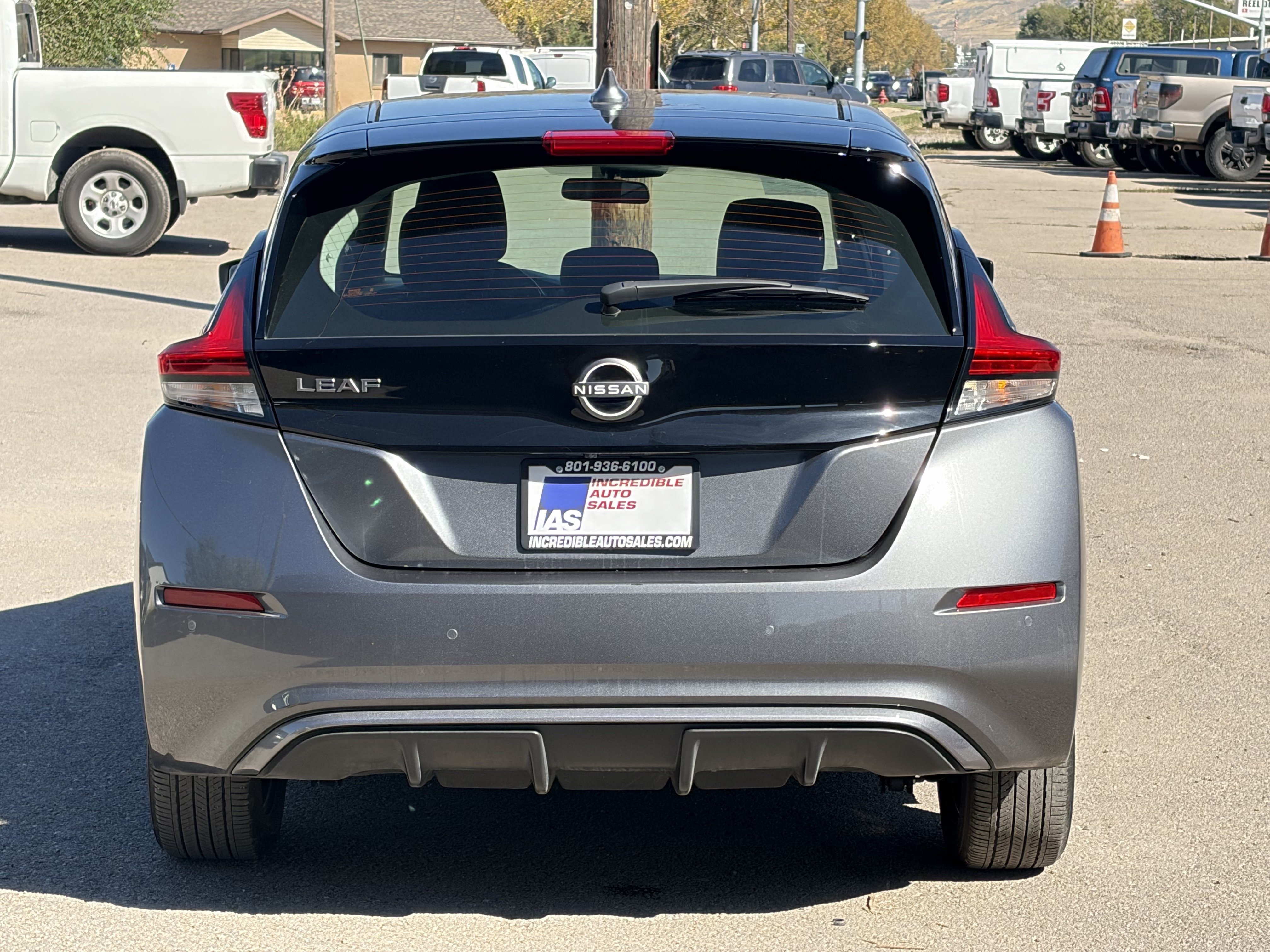 Used 2025 Nissan Leaf S FWD image 5