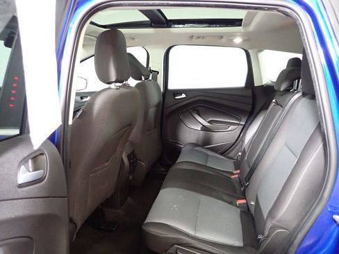 Used 2018 Ford Escape SE w/ SE Sync 3 Package AWD/4WD image 35