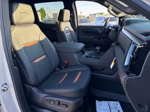 New 2026 GMC Sierra 1500 AT4 w/ AT4 Premium Package image 11
