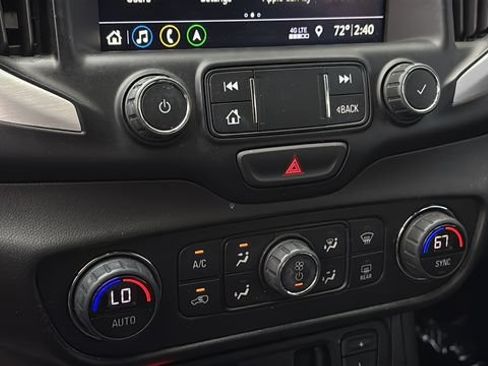 Used 2020 GMC Terrain SLE w/ Driver Convenience Package FWD image 30
