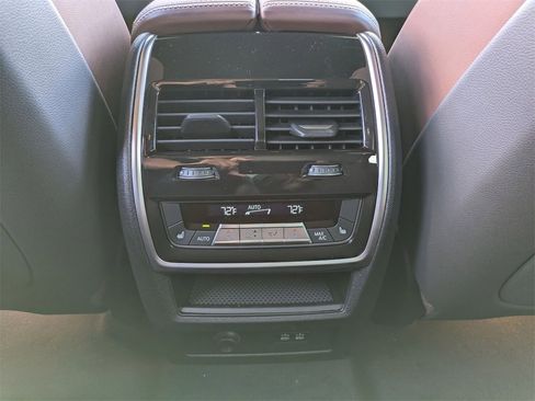 New 2026 BMW X5 M60i w/ Climate Comfort Package image 31