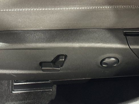 Used 2023 Dodge Charger SXT image 17