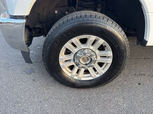 Used 2018 Ford F250 XLT image 11