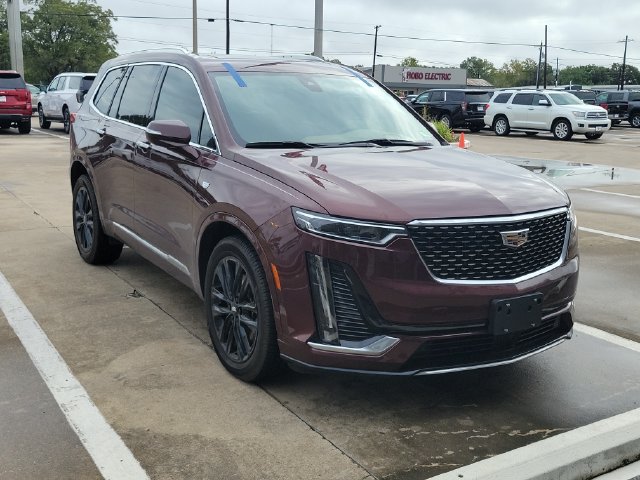 Used 2023 Cadillac XT6 Premium Luxury w/ Platinum Package AWD/4WD image 3