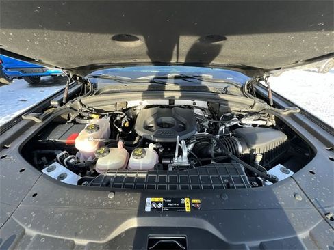 Used 2022 Jeep Grand Cherokee Limited 4xe w/ Luxury Tech Group II image 13