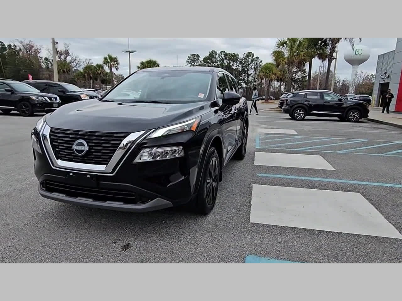 Used 2023 Nissan Rogue SV AWD/4WD image 23