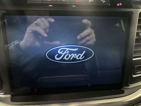 Used 2021 Ford F150 Lariat w/ Equipment Group 502A High AWD/4WD image 35