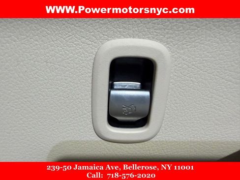 Used 2022 Mercedes-Benz C 300 4MATIC Sedan image 44