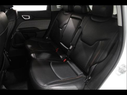 Used 2022 Jeep Compass Latitude AWD/4WD image 19