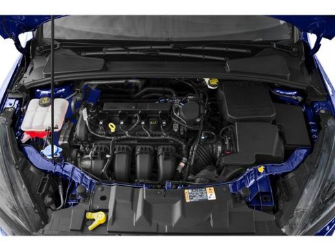 Used 2015 Ford Focus SE w/ SE Sport Package FWD image 16