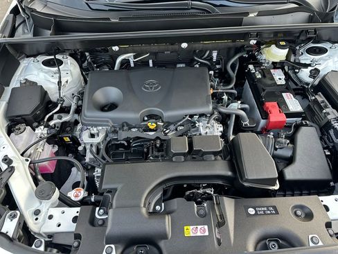Certified 2025 Toyota RAV4 LE image 28