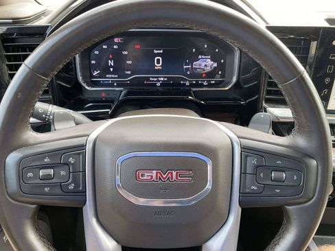 Used 2024 GMC Sierra 1500 SLT w/ SLT Convenience Package AWD/4WD image 25