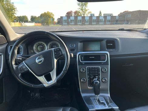 Used 2012 Volvo S60 T5 FWD image 27