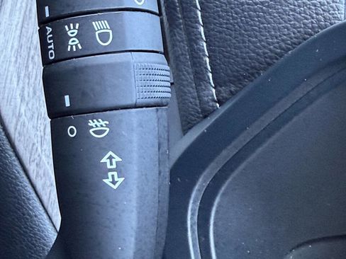 Used 2024 Toyota Grand Highlander AWD image 19