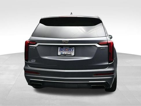 Used 2020 Cadillac XT6 Premium Luxury FWD image 4