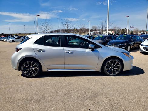 Used 2019 Toyota Corolla XSE image 4
