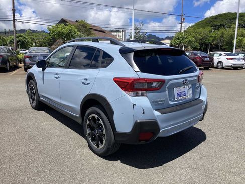 Used 2021 Subaru Crosstrek 2.0i image 4