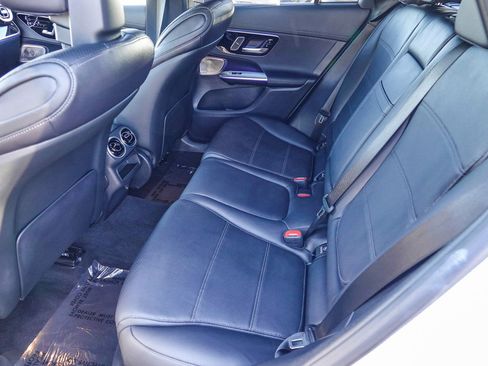 Certified 2025 Mercedes-Benz GLC 300 4MATIC image 18