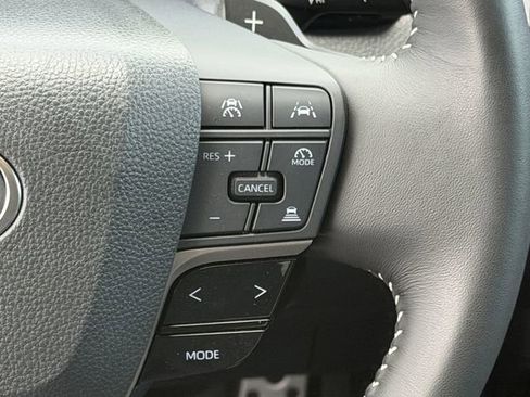 Certified 2025 Toyota Camry SE w/ Convenience Package FWD image 15
