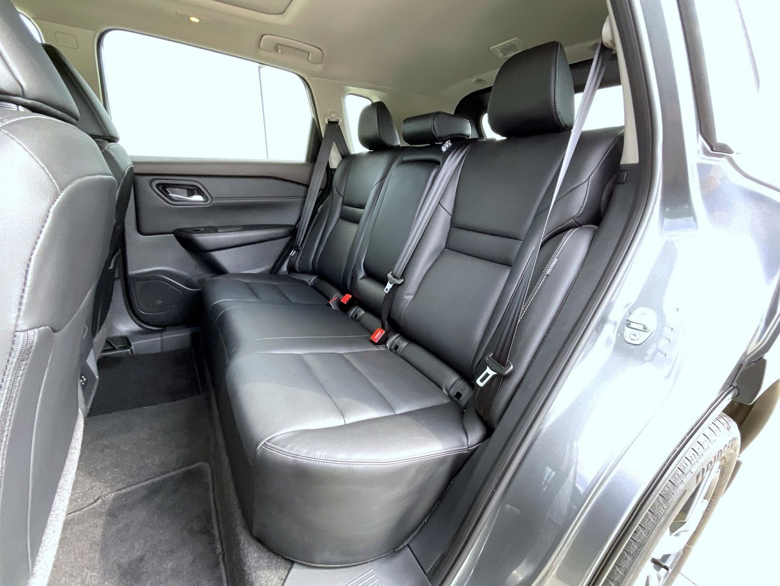 Used 2023 Nissan Rogue SL AWD/4WD image 21