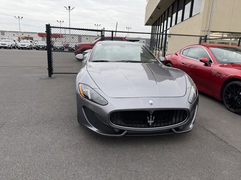 Used 2016 Maserati GranTurismo MC image 11