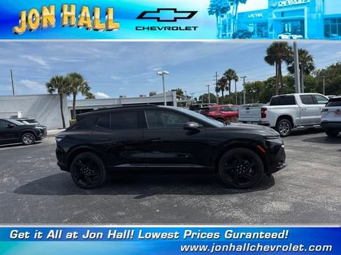 New 2025 Chevrolet Equinox EV RS image 17