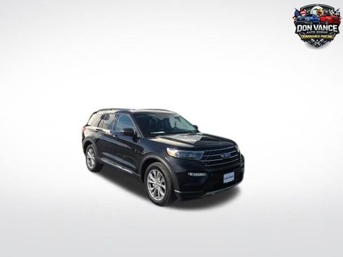Used 2024 Ford Explorer XLT w/ Equipment Group 202A AWD/4WD image 6