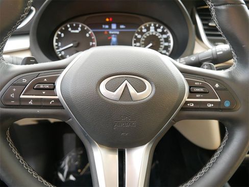 Used 2021 INFINITI QX50 Sensory image 17