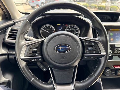 Used 2023 Subaru Forester Premium AWD/4WD image 22