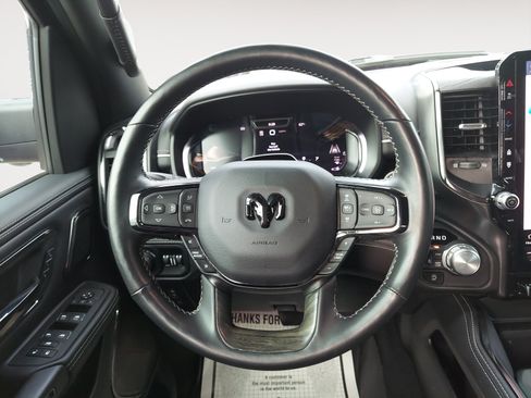 Used 2025 RAM 1500 Limited AWD/4WD image 13