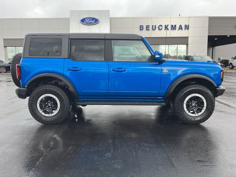 Used 2023 Ford Bronco Outer Banks w/ Sasquatch Package AWD/4WD image 7