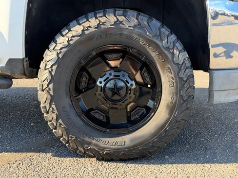 Used 2016 Chevrolet Silverado 1500 LT w/ All Star Edition image 9