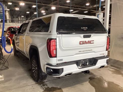 Used 2023 GMC Sierra 1500 AT4 w/ AT4 Premium Package image 8