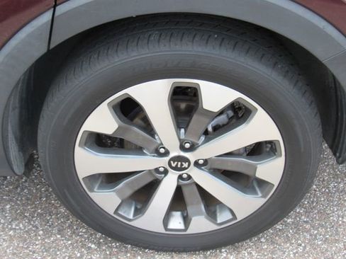 Used 2020 Kia Telluride EX w/ EX Premium Package AWD/4WD image 13