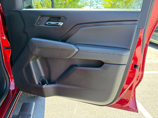 Used 2025 GMC Canyon Elevation AWD/4WD image 14