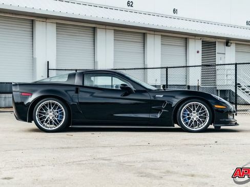 Used 2011 Chevrolet Corvette ZR1 w/ Preferred Equipment Group RWD image 13