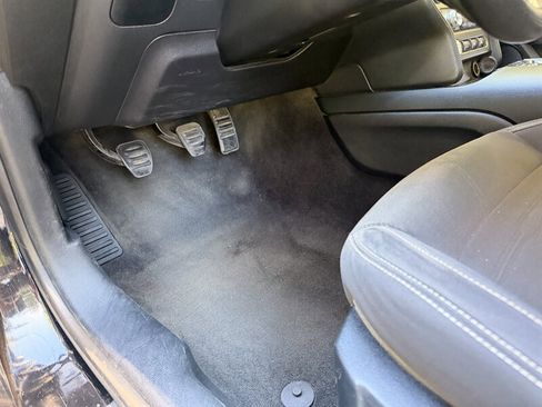 Used 2016 Ford Mustang GT image 12