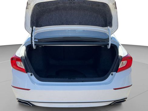 Used 2019 Honda Accord Sport image 19