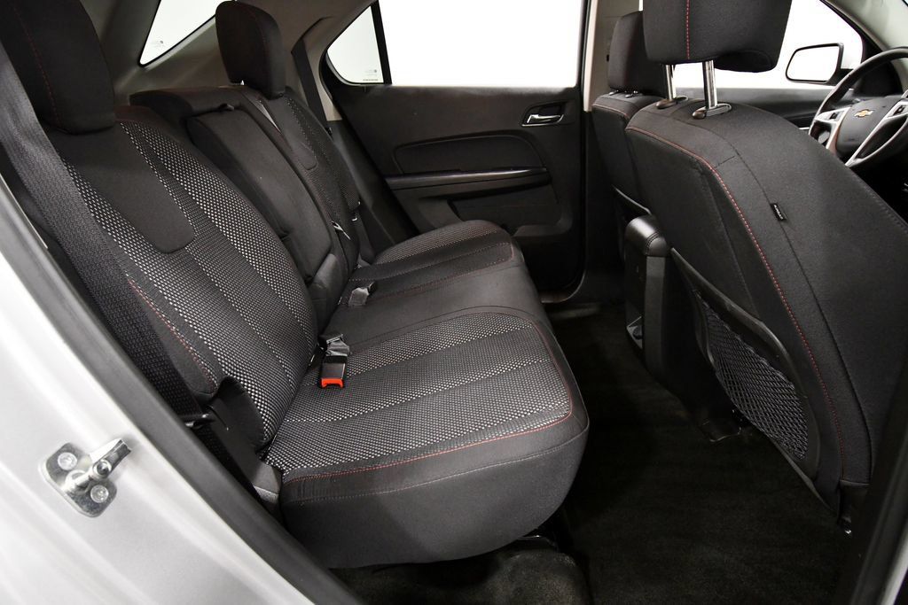 Used 2017 Chevrolet Equinox LT w/ Convenience Package AWD/4WD image 16