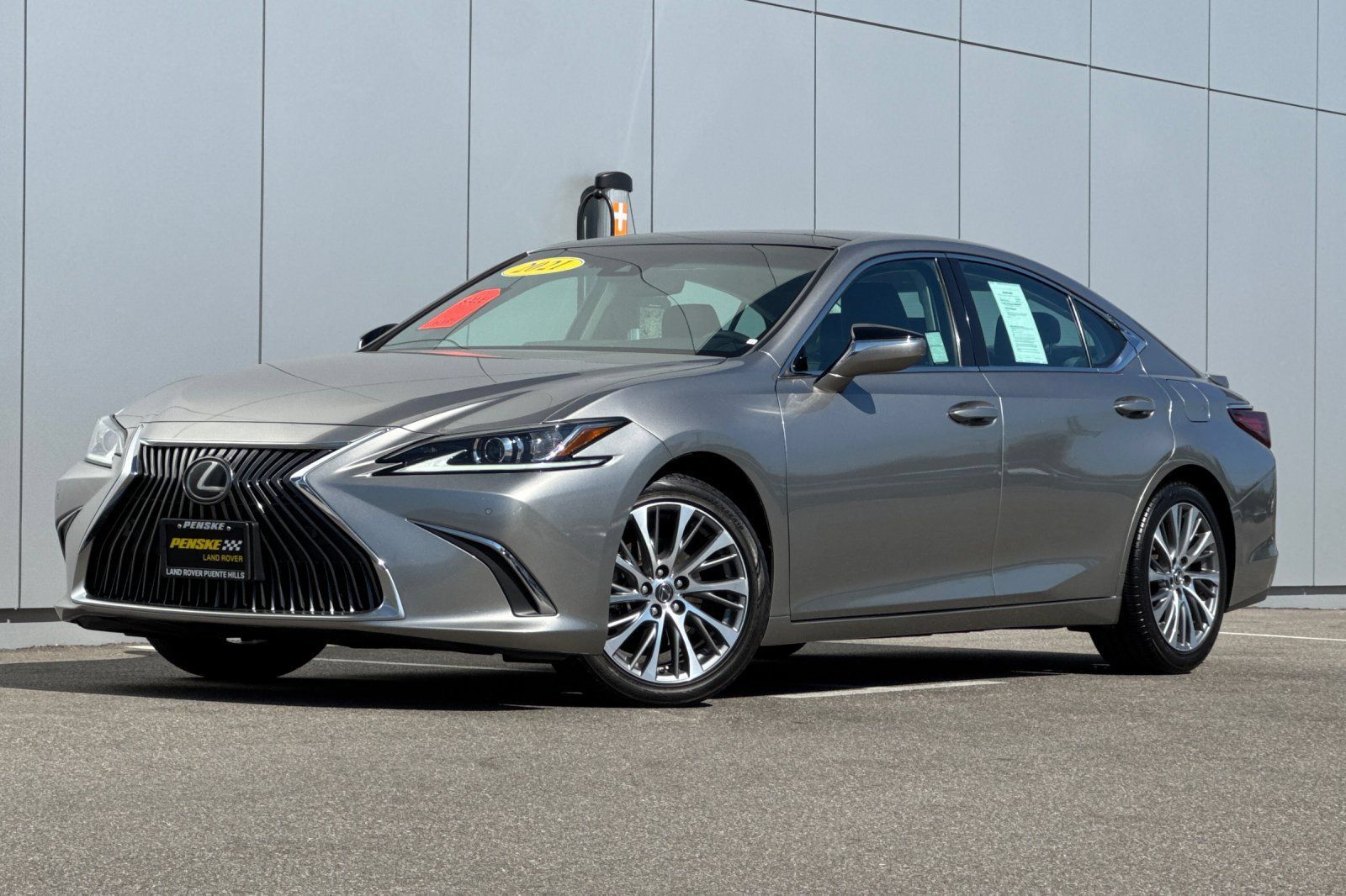 Used 2021 Lexus ES 350 w/ Premium Package FWD image 1